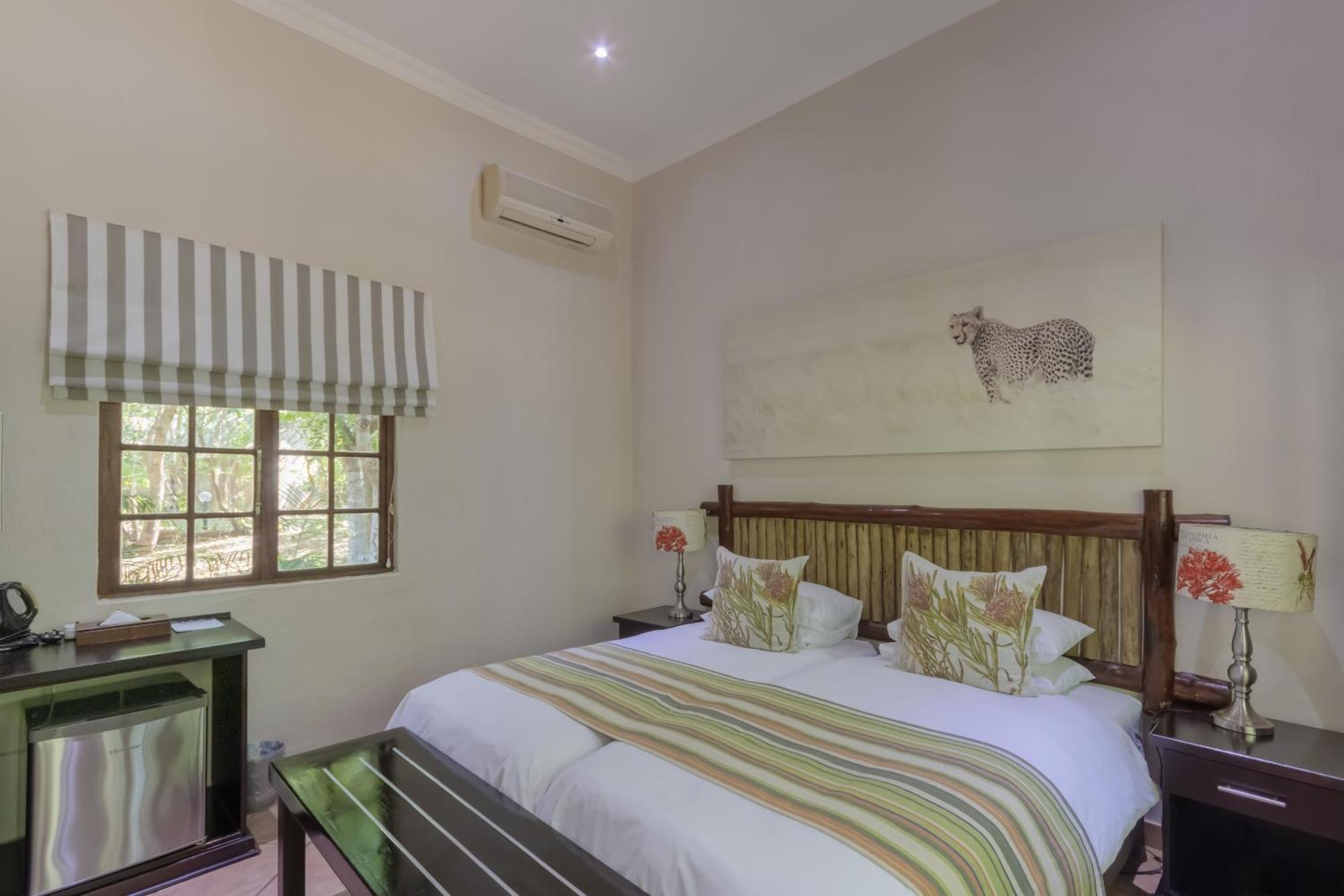 Emdoneni Lodge With Zululand Cat Conservation Project Hluhluwe Eksteriør bilde