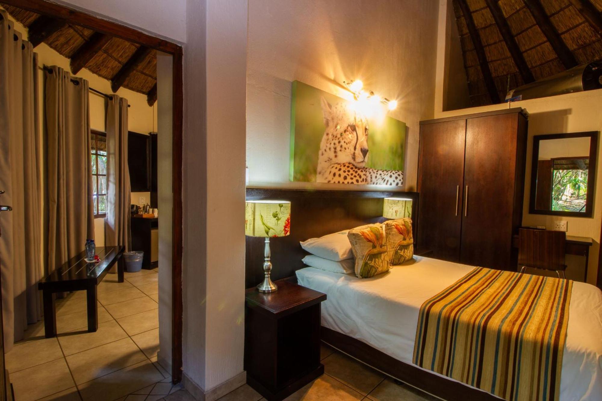 Emdoneni Lodge With Zululand Cat Conservation Project Hluhluwe Eksteriør bilde